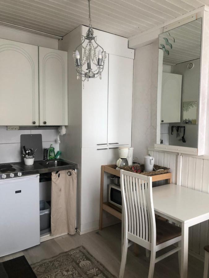 Appartement Puutaloasunto 1.8 Km Turun Aurajoelta à Turku Extérieur photo