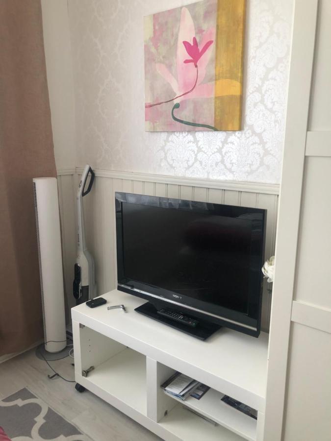 Appartement Puutaloasunto 1.8 Km Turun Aurajoelta à Turku Extérieur photo